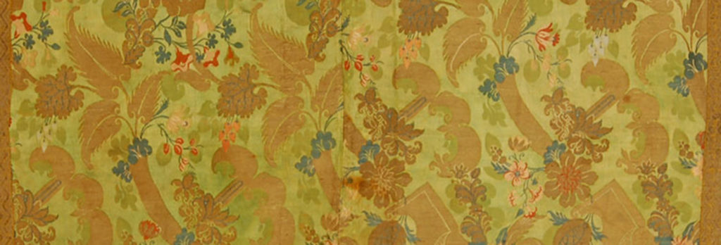 Bizarre silks textiles